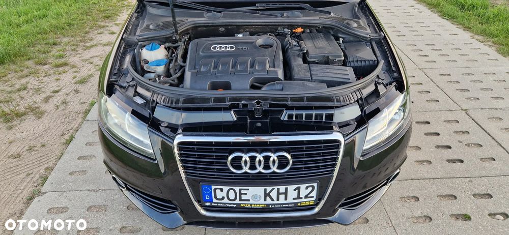 Audi A3 Sportback 2.0 TDI DPF S line Sportpaket - 23