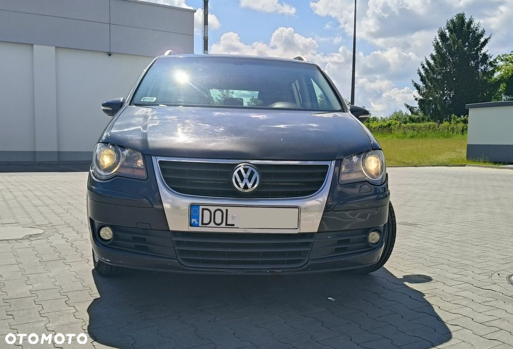 Volkswagen Touran 2.0 TDI DPF Comfortline - 3