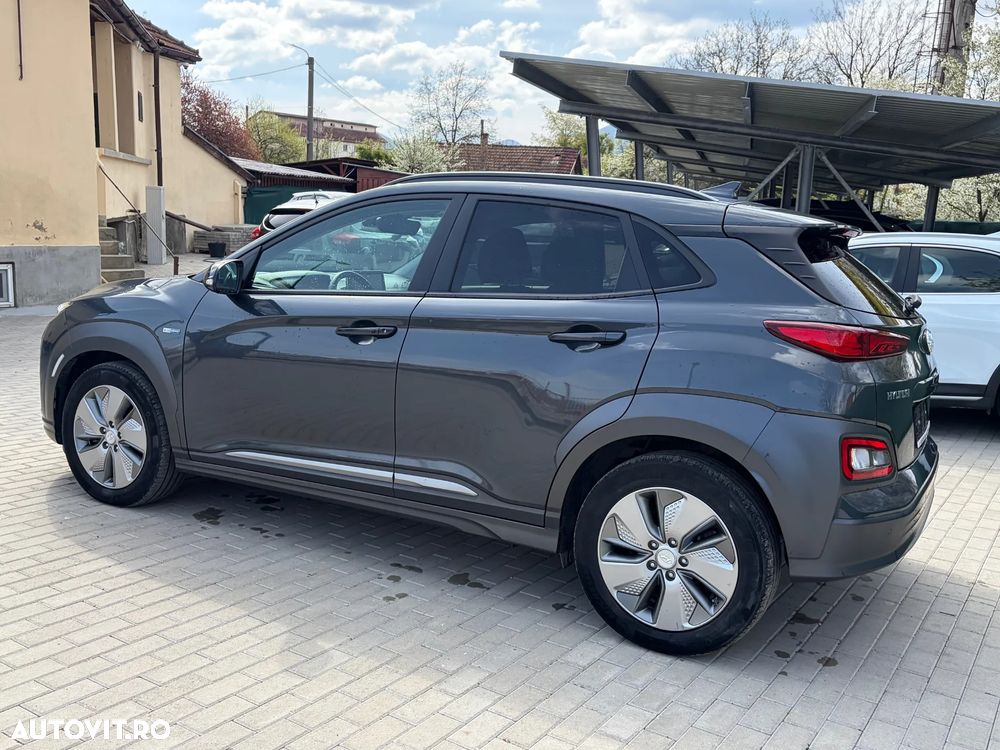Hyundai KONA Business - 22