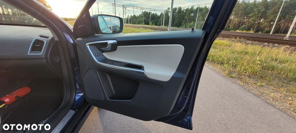 Volvo XC 60 - 15