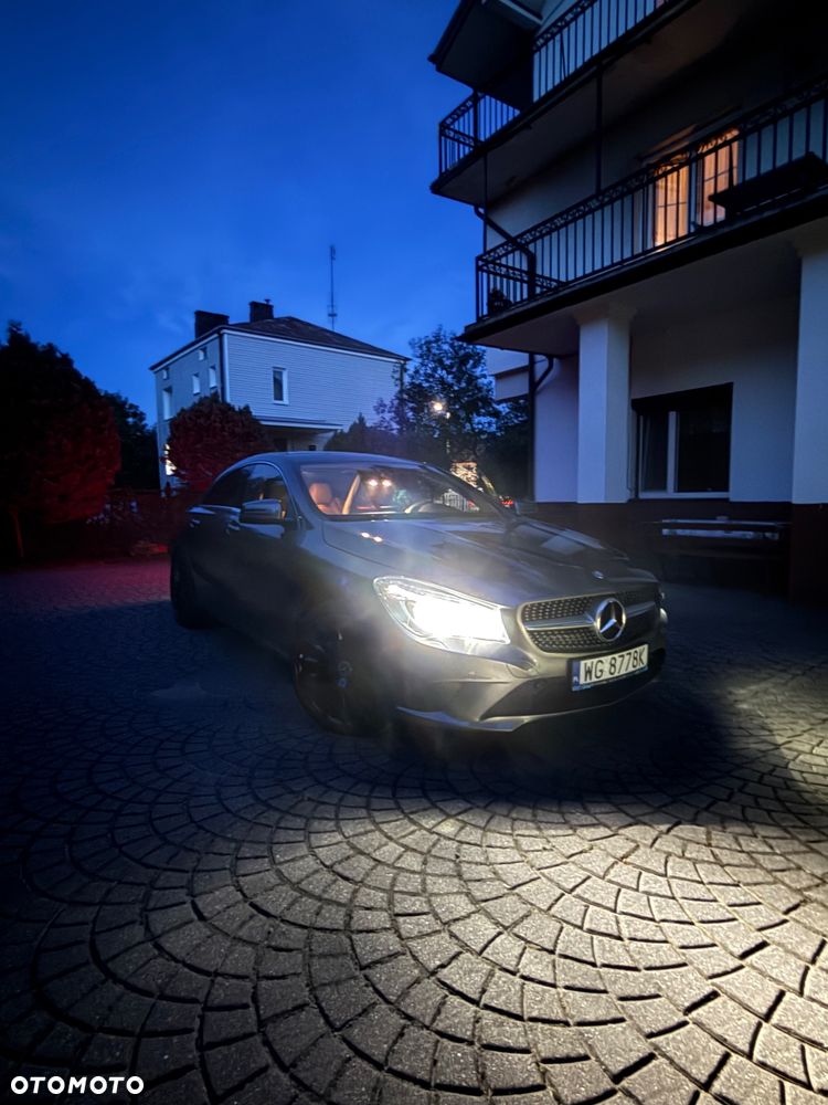 Mercedes-Benz CLA 200 d 7G-DCT - 30