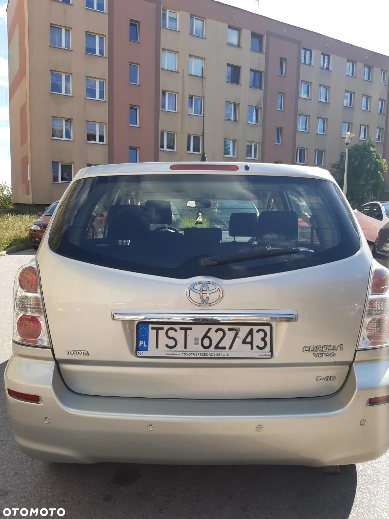 Toyota Corolla Verso 2.2 D-4D Gold - 4