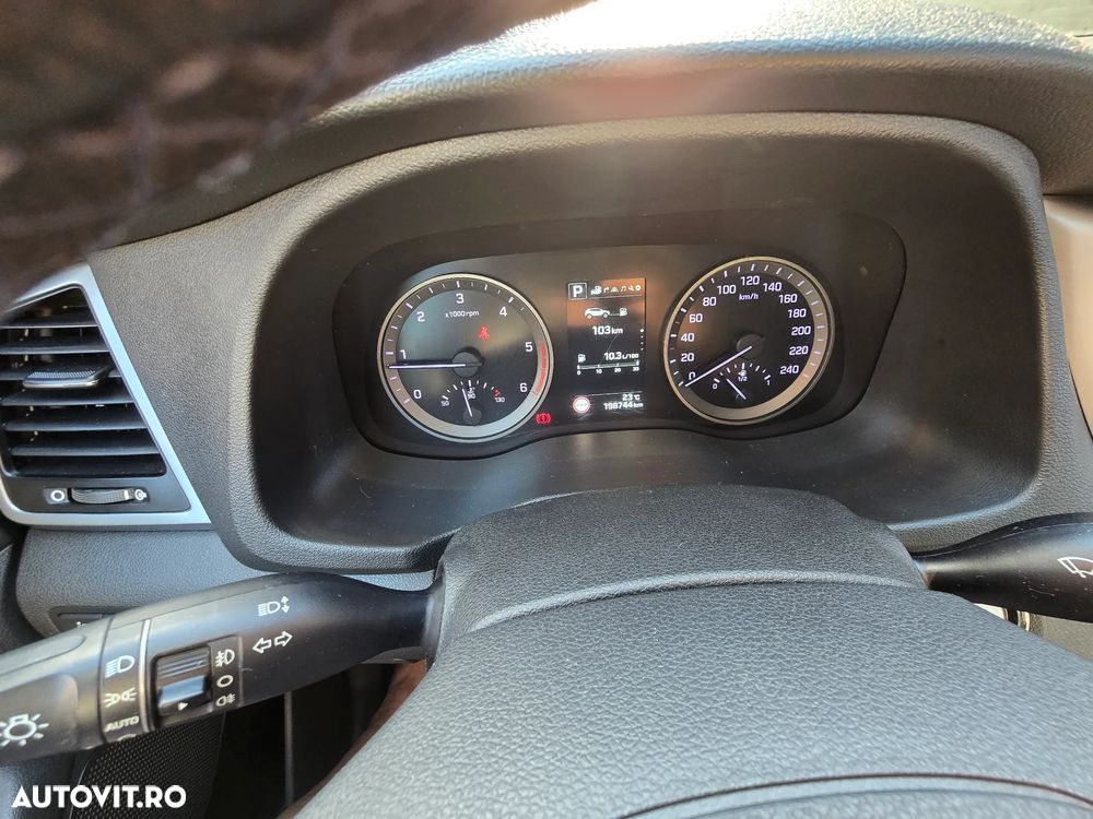 Hyundai Tucson - 33