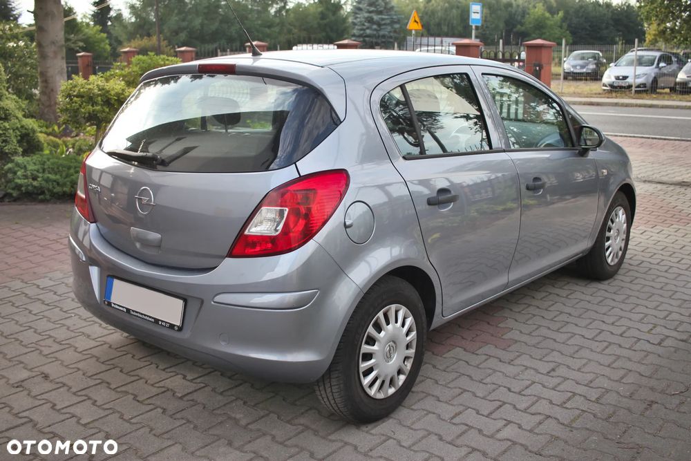 Opel Corsa - 4