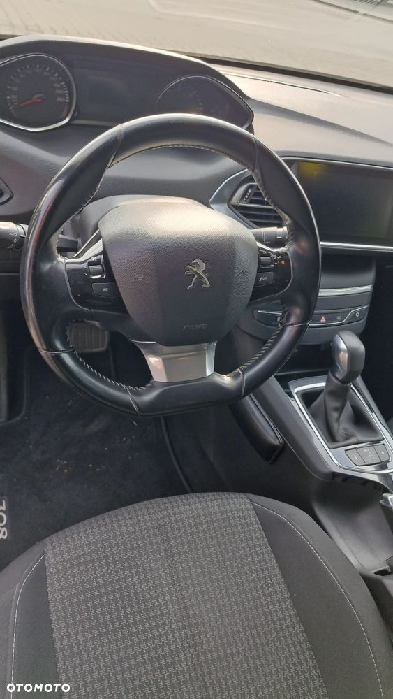 Peugeot 308 SW 1.6 BlueHDi Active S&S EAT6 - 8