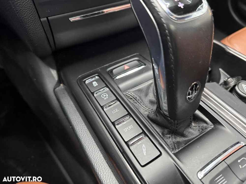 Maserati Ghibli Diesel GranSport - 14