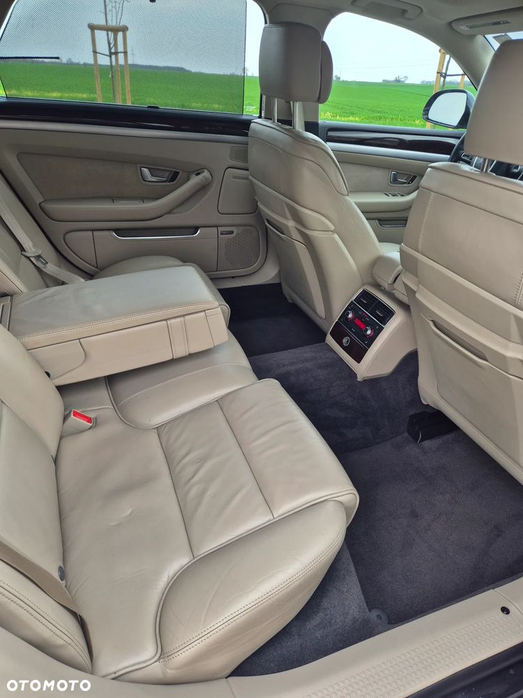 Audi A8 4.2 Quattro Langversion - 12