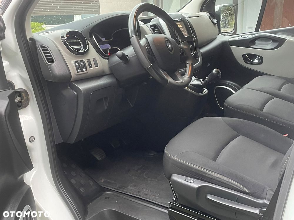 Renault Trafic - 8