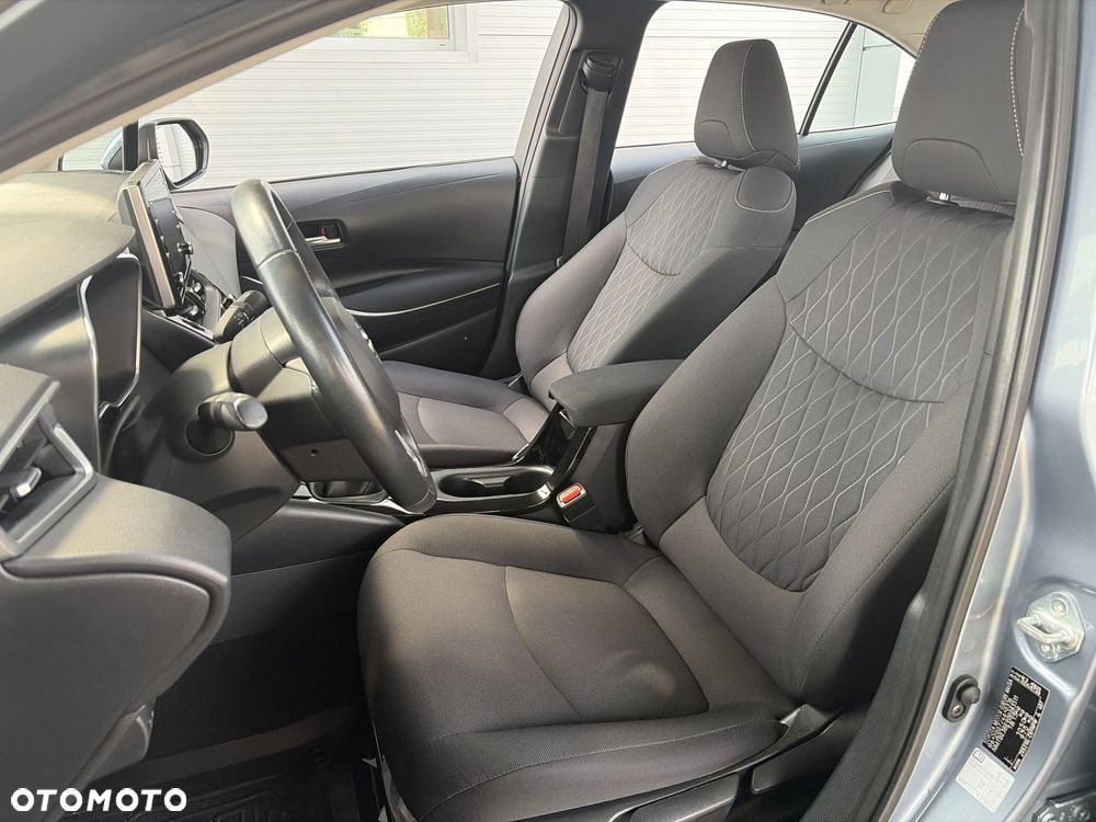 Toyota Corolla - 18