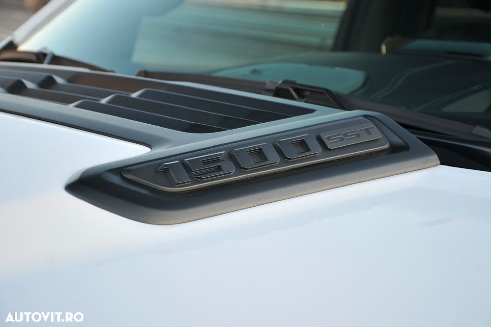 Dodge RAM - 34
