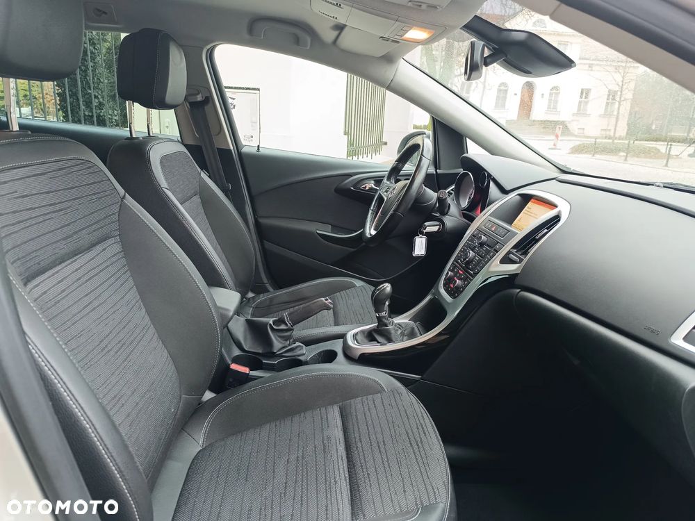 Opel Astra 1.6 D (CDTI) Start/Stop Innovation - 29