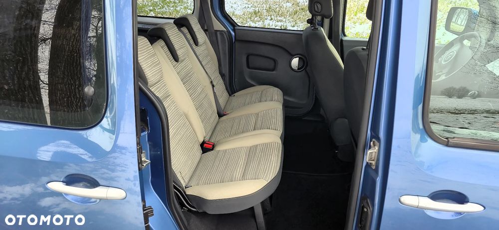 Renault Kangoo 1.6 16V 105 Happy Family - 11