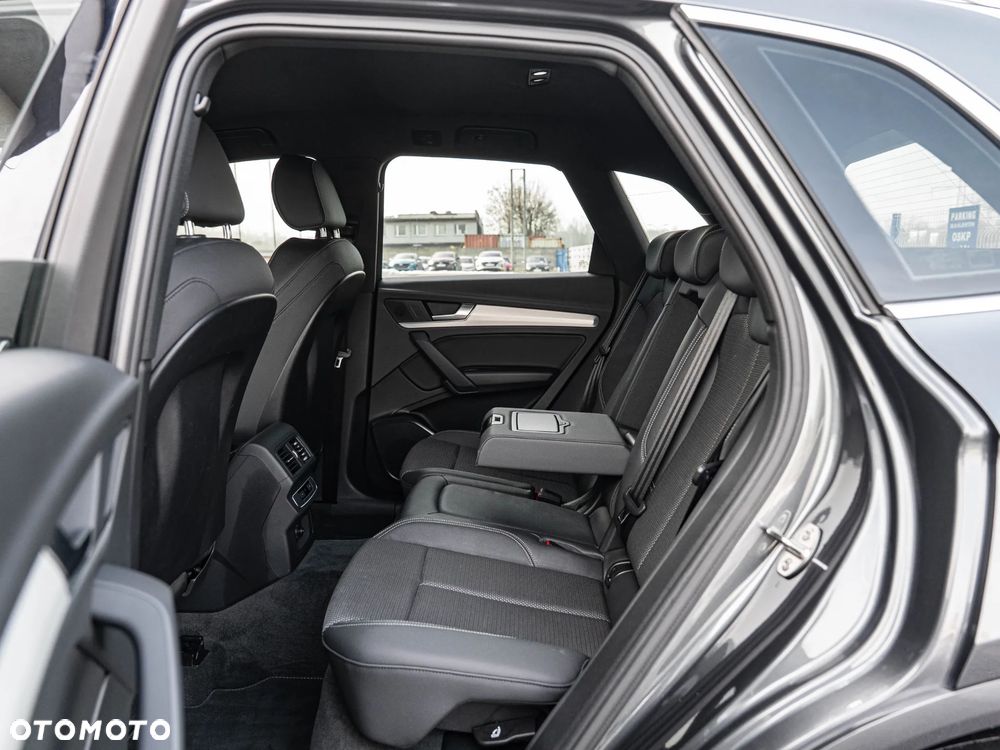 Audi Q5 50 TFSI e Quattro S tronic - 28