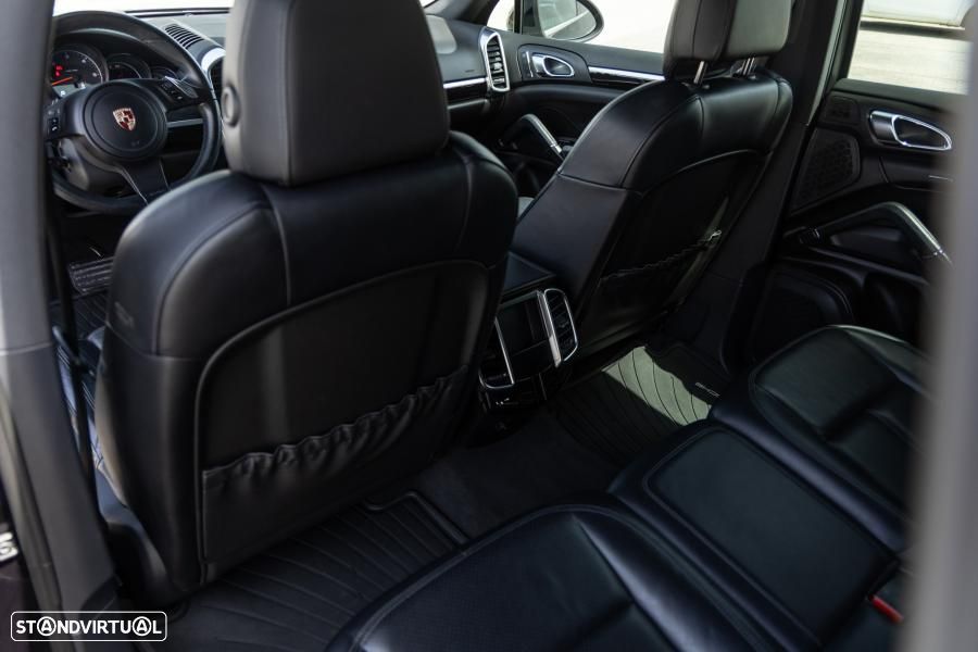 Porsche Cayenne 3.0 V6 - 23