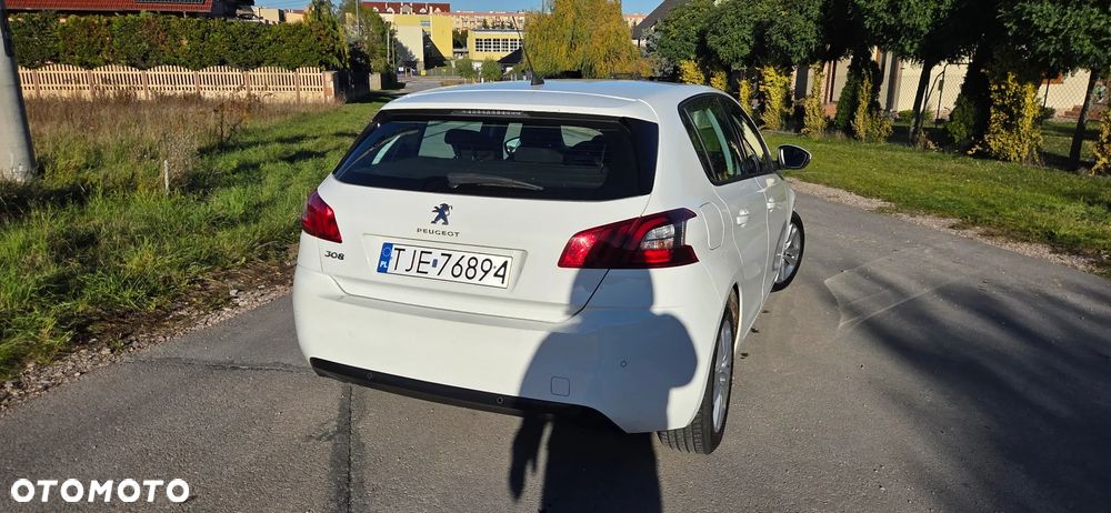 Peugeot 308 2019 photo 5