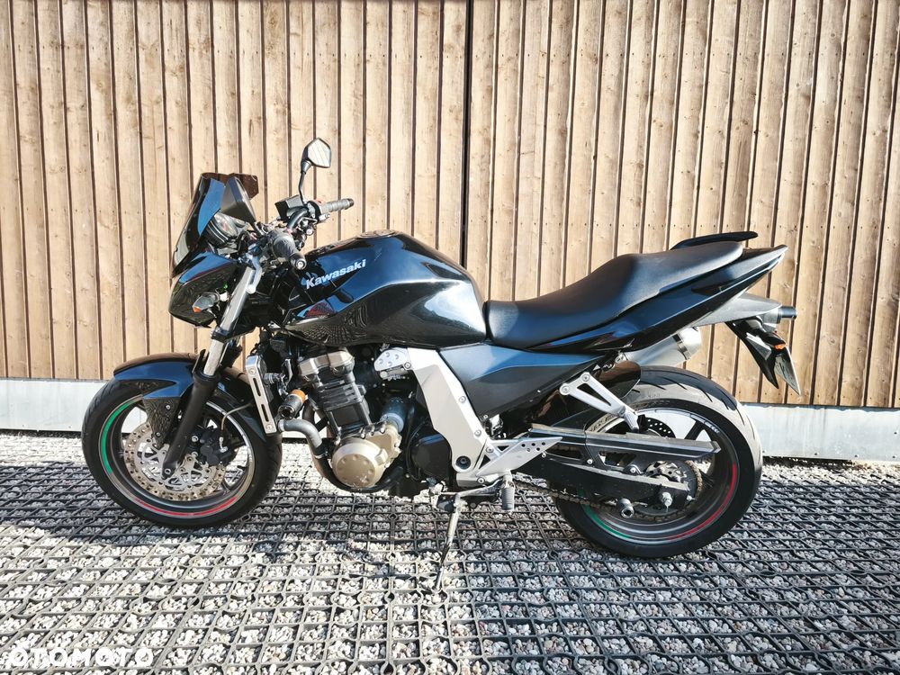 Kawasaki ZR - 2