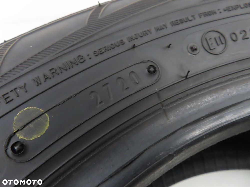 195/60R16 OPONA ZIMOWA Falken Eurowinter HS01 89H - 2