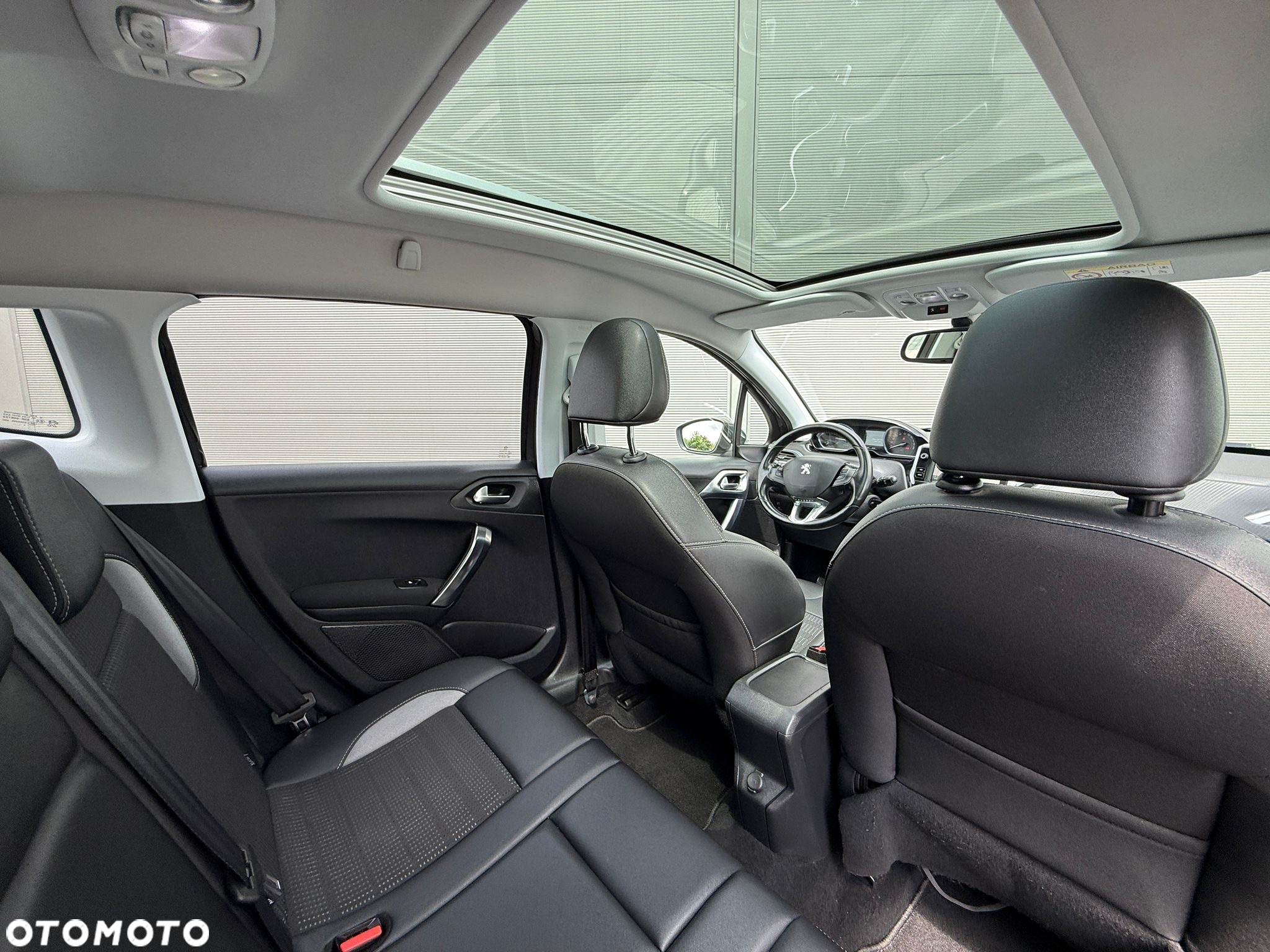 Peugeot 2008 PureTech 110 Stop&Start Crossway - 31