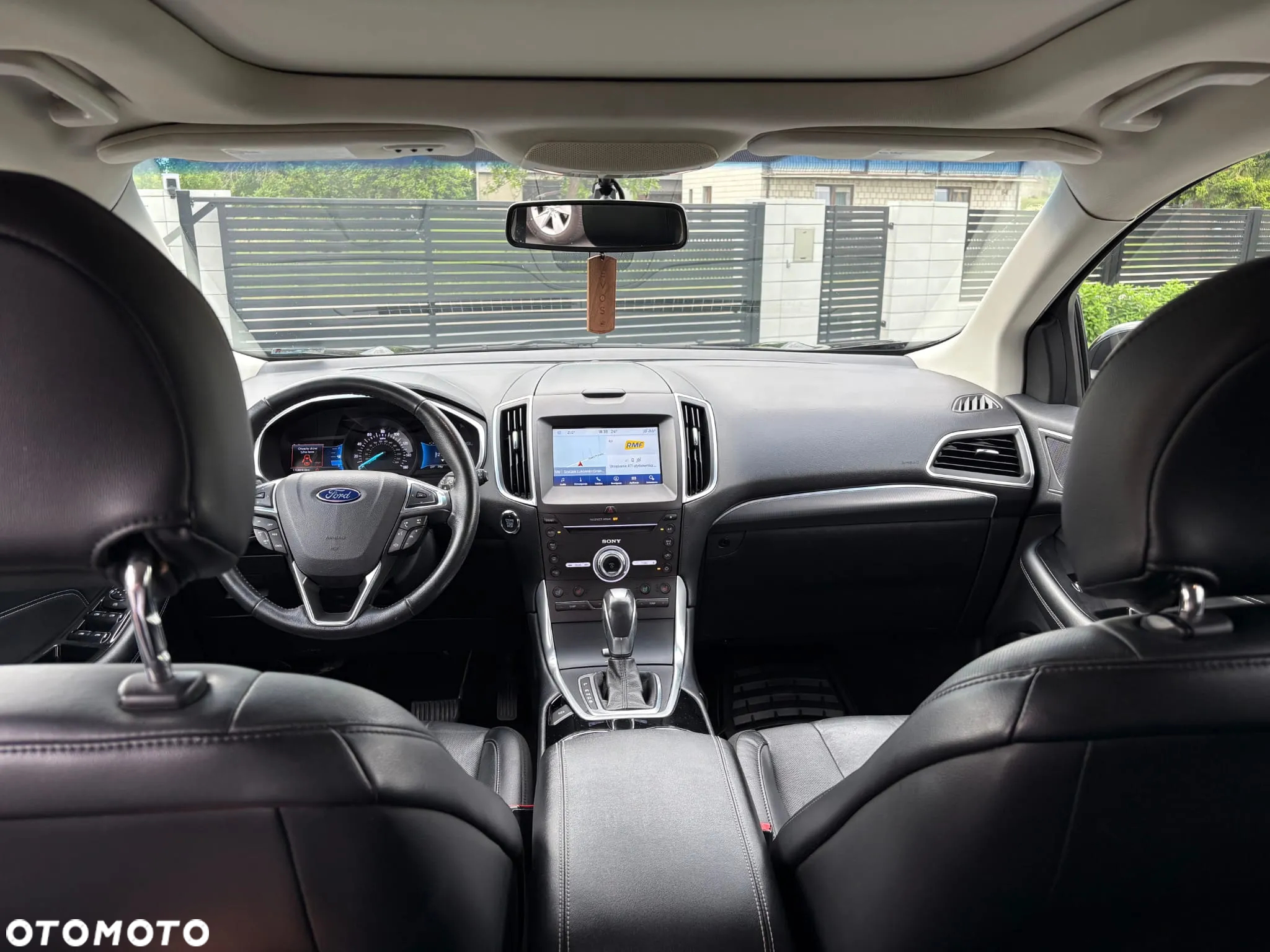 Ford Edge - 9