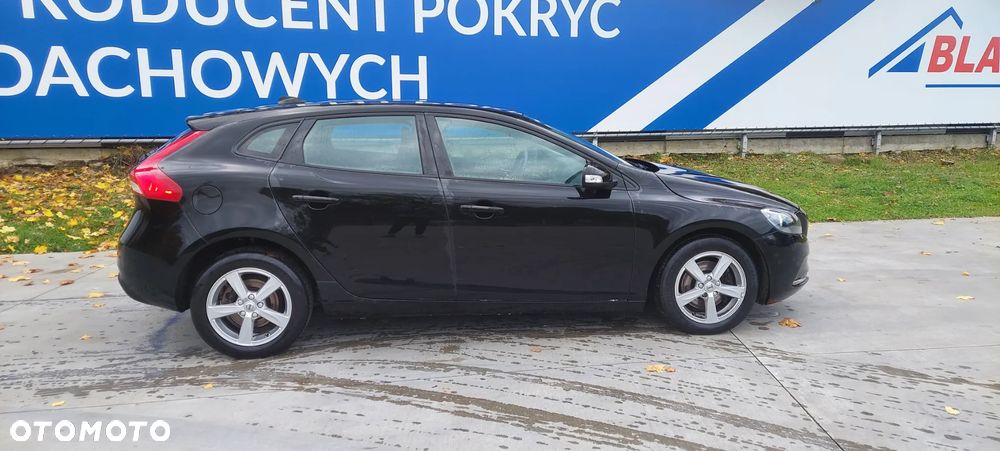 Volvo V40 T2 - 4