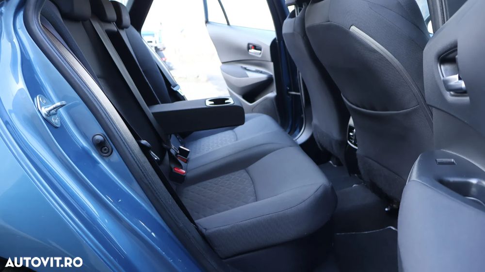 Toyota Corolla 1.8 Hybrid Touring Sports Business Edition - 12