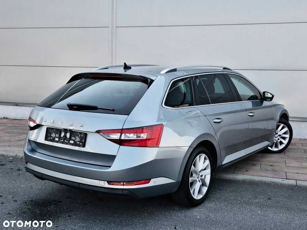 Skoda Superb 1.6 TDI Ambition DSG - 17