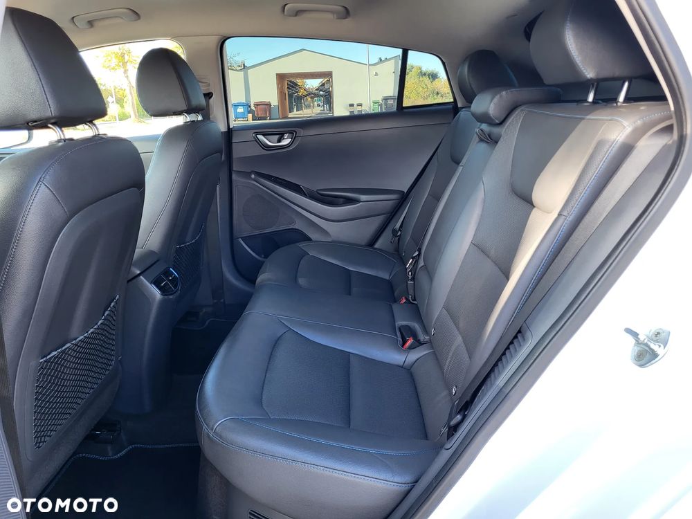Hyundai IONIQ plug-in hybrid Platinum - 23