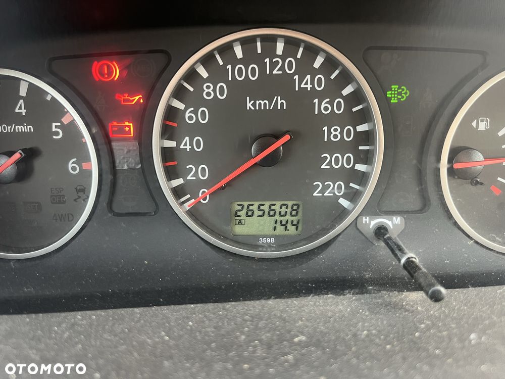 Nissan X-Trail - 8