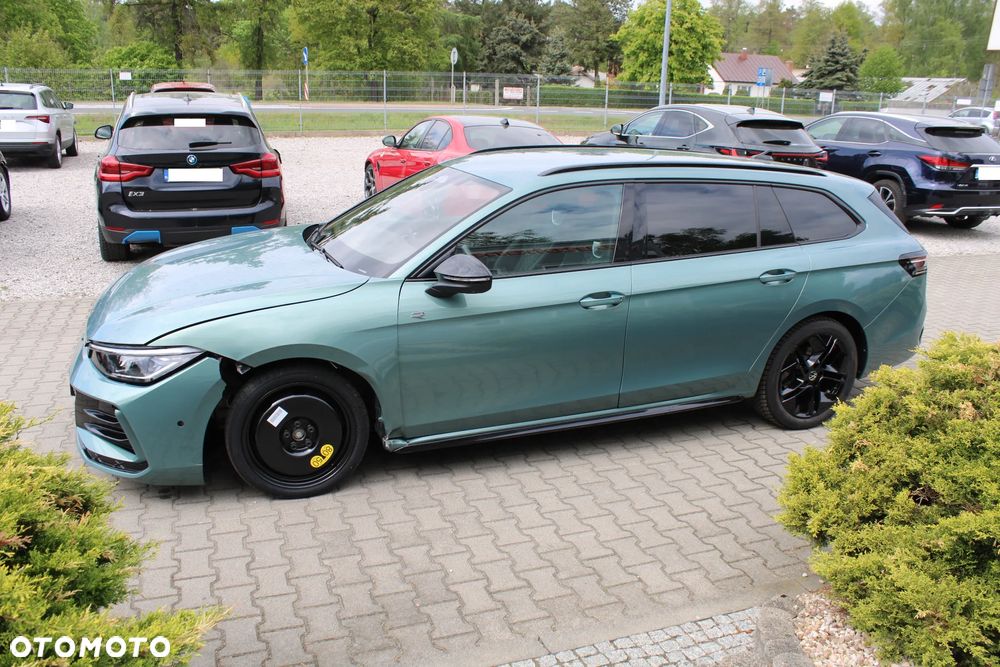 Volkswagen Passat Variant 2.0 TDI SCR 4Mot R-Line DSG - 5