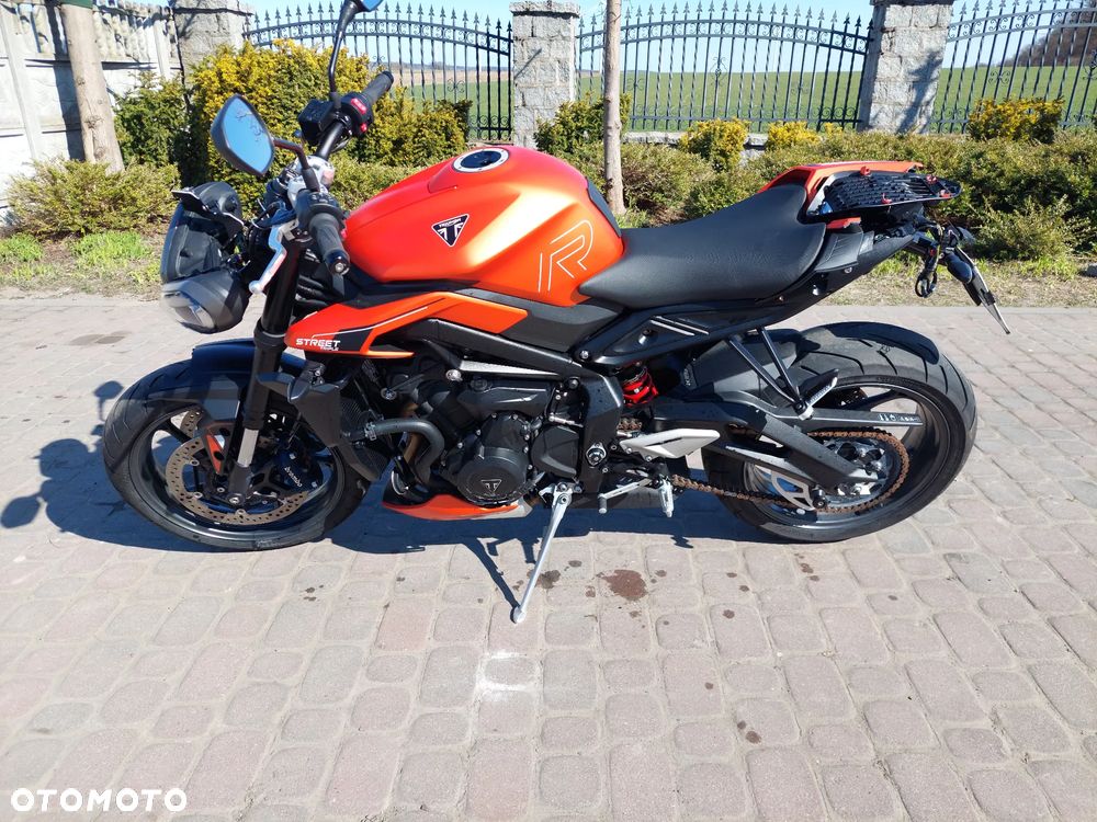 Triumph Street Triple - 2