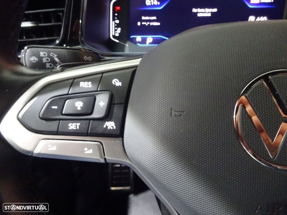 VW T-Roc 2.0 TDI R-Line DSG - 18