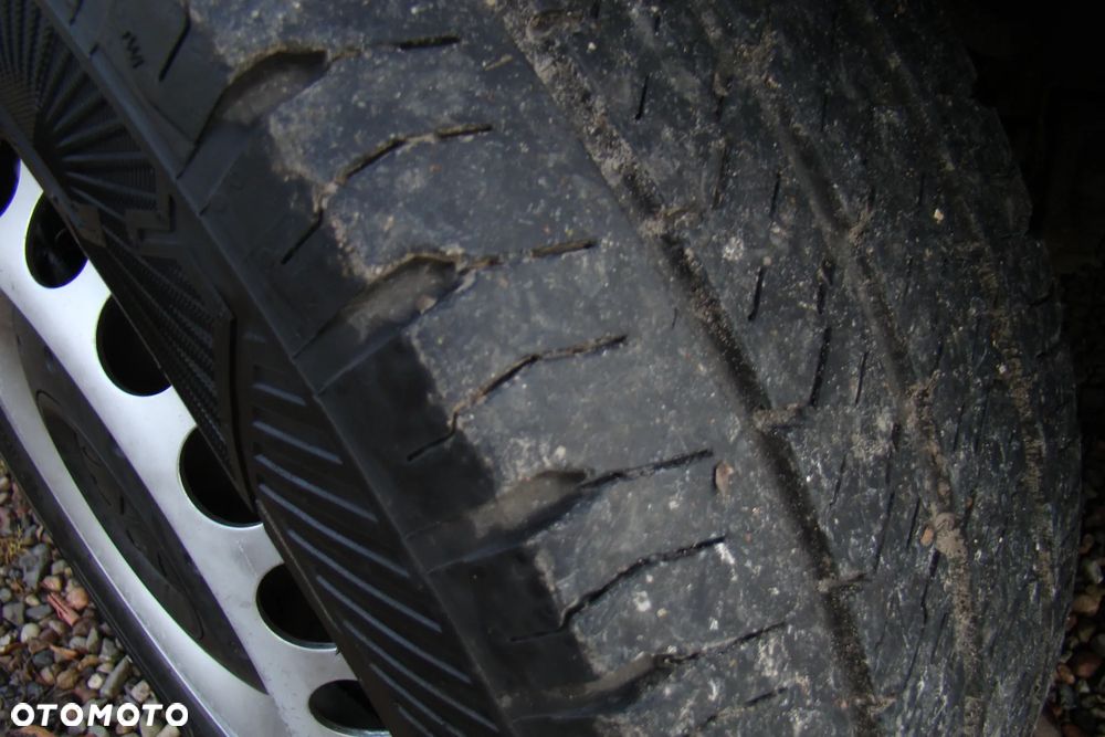 Volkswagen Transporter - 18