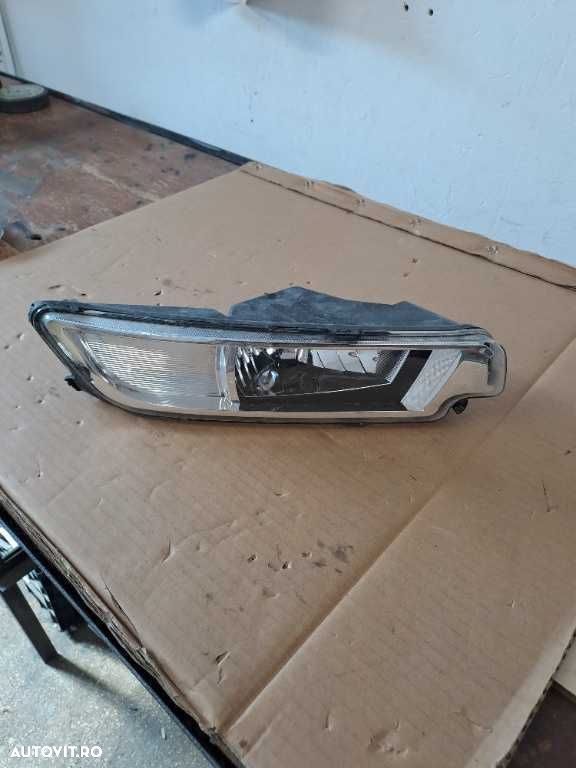 Proiector dreapta original VW Passat B8 - 1