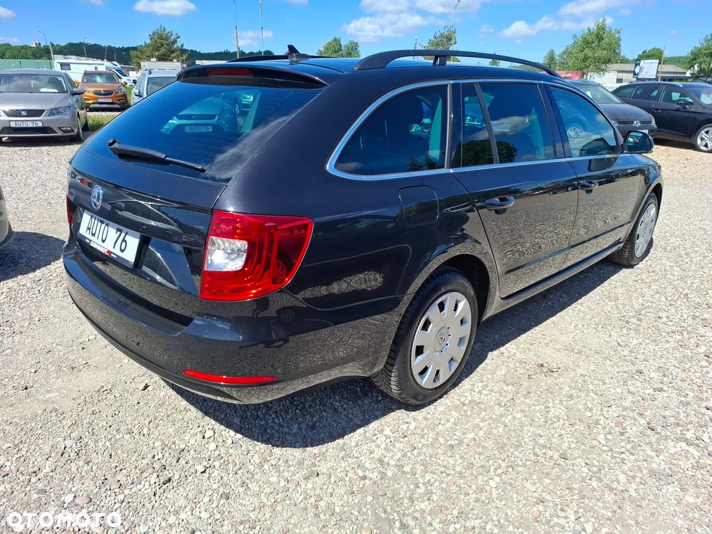 Skoda Superb 2.0 TDI Green tec DSG Ambition - 6