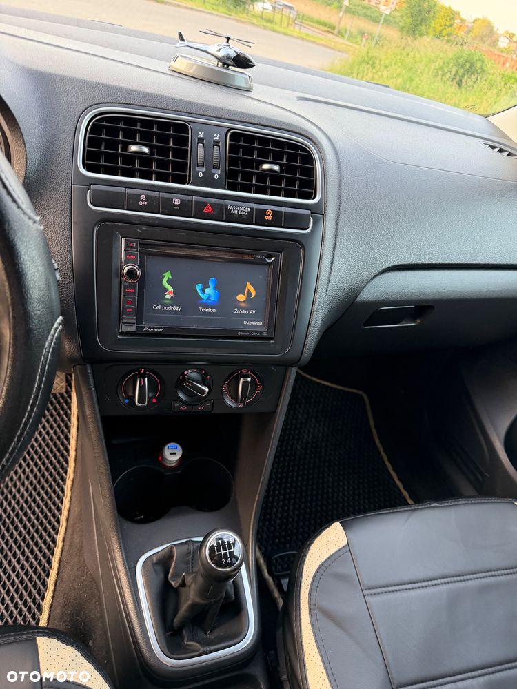 Volkswagen Polo - 19