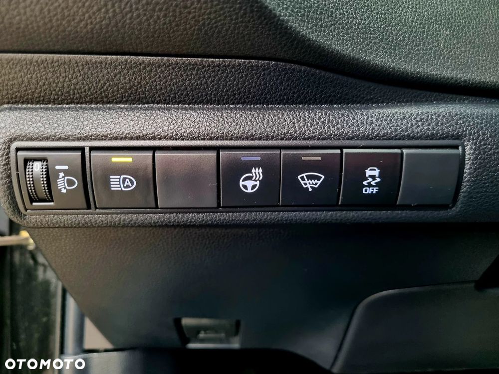 Toyota Corolla 1.8 Hybrid Executive - 25