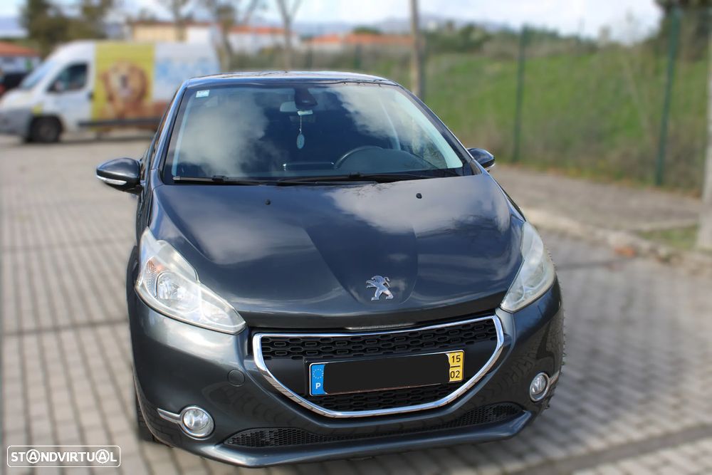 Peugeot 208 1.4 HDi Active - 1