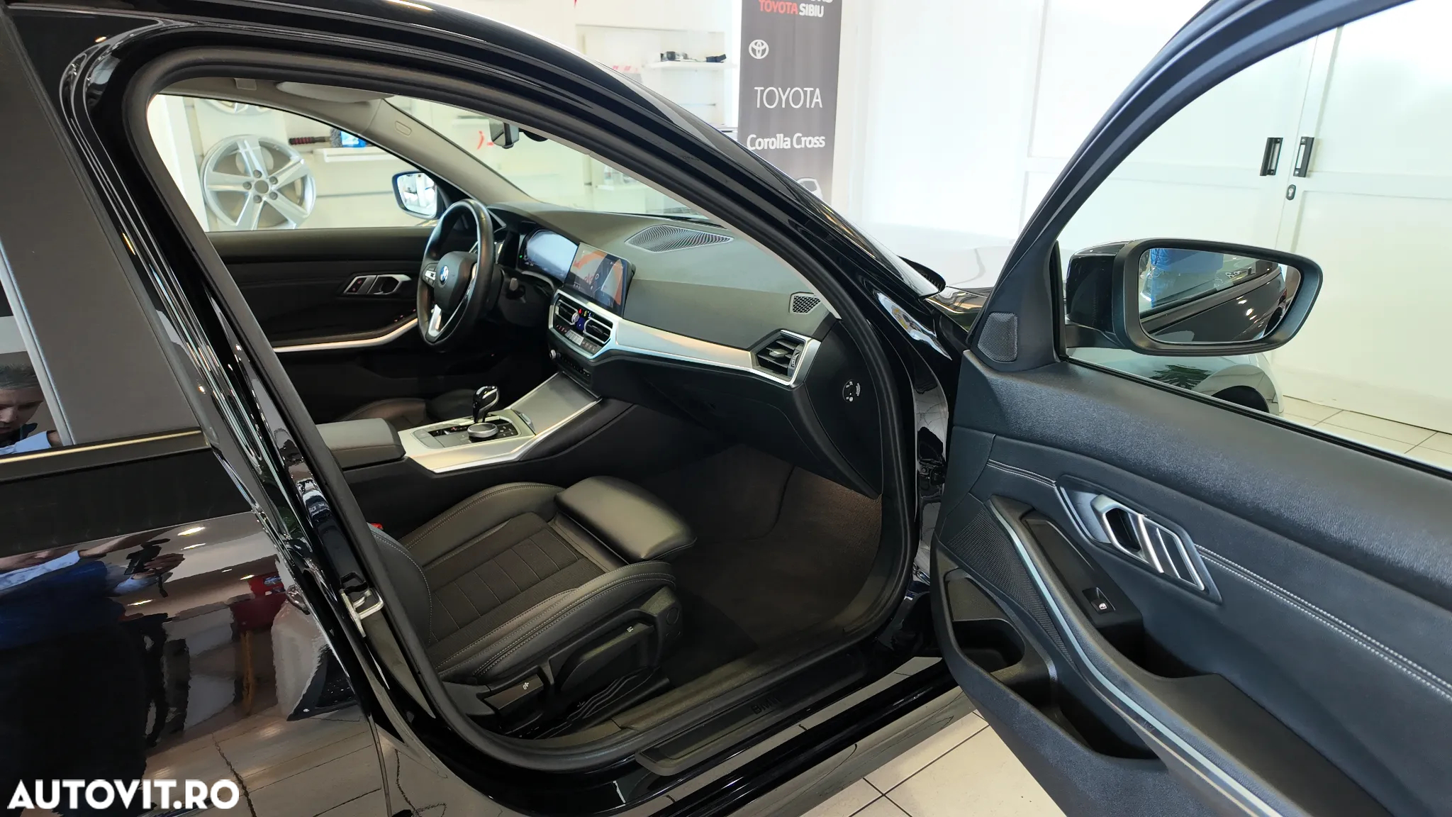 BMW Seria 3 330e xDrive Aut. Sport Line - 12