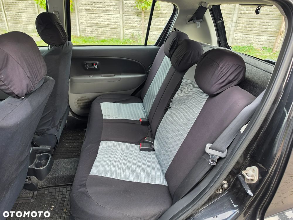 Daihatsu Sirion 1.5 S - 17