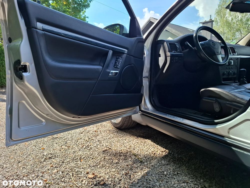 Opel Vectra 1.8 Cosmo Plus - 14