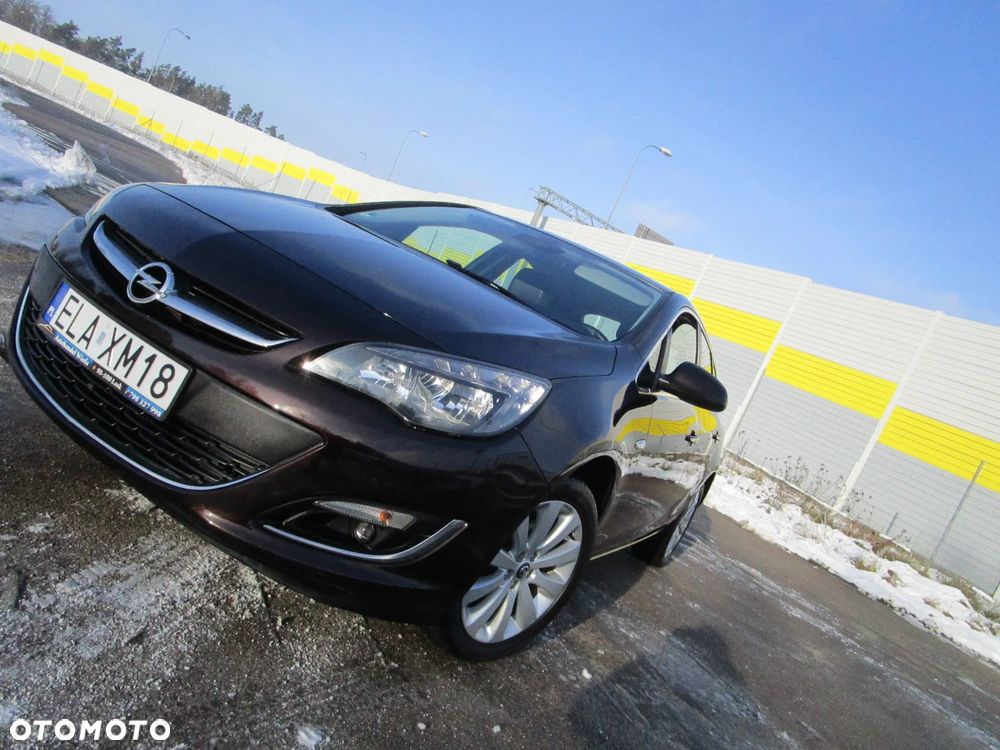 Opel Astra 1.4 T Cosmo