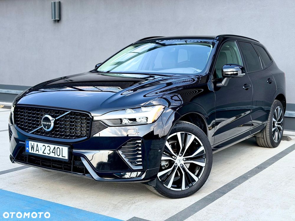 Volvo XC 60 B5 B AWD Plus Dark - 2