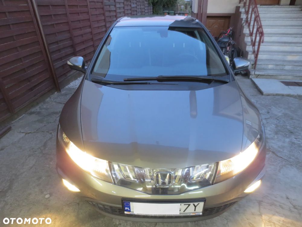 Honda Civic 1.8 Comfort - 24