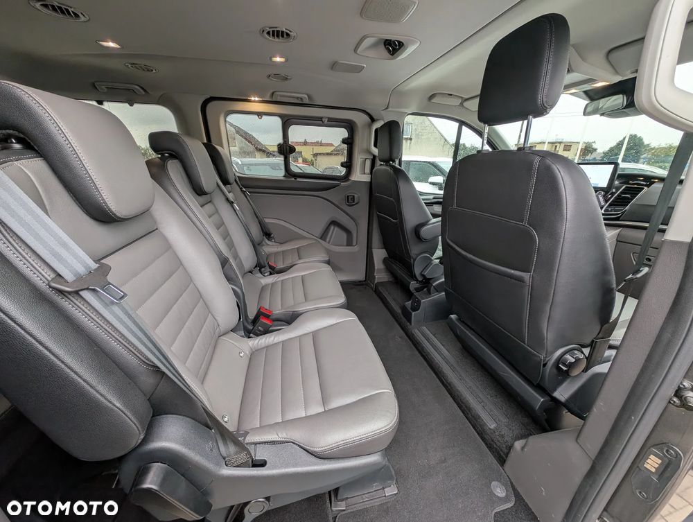 Ford Tourneo Custom 320 L2H1 VA Autm Titanium X - 31