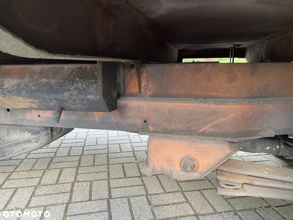 Volkswagen VW LT 46 35 2.5tdi 109KM Skrzynia 3.6m winda 3.5t 2003 Super stan - 10