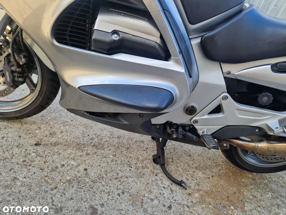 Honda ST - 27