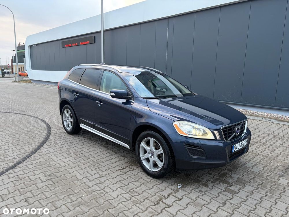 Volvo XC 60 - 1