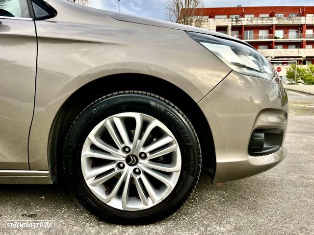 Citroën C4 1.2 PureTech Feel - 11