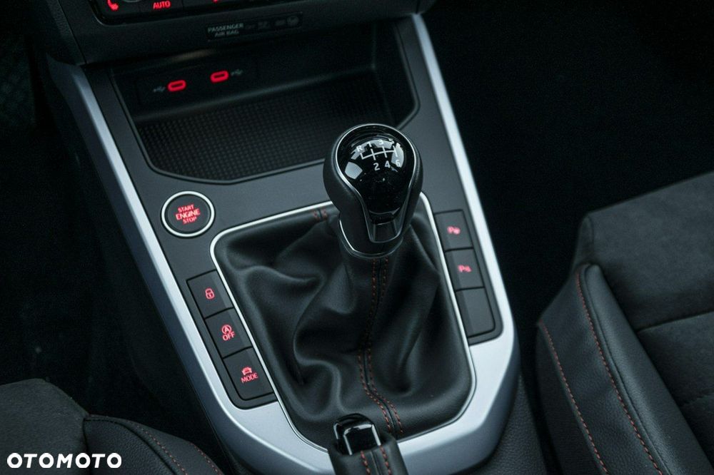 Seat Arona - 16