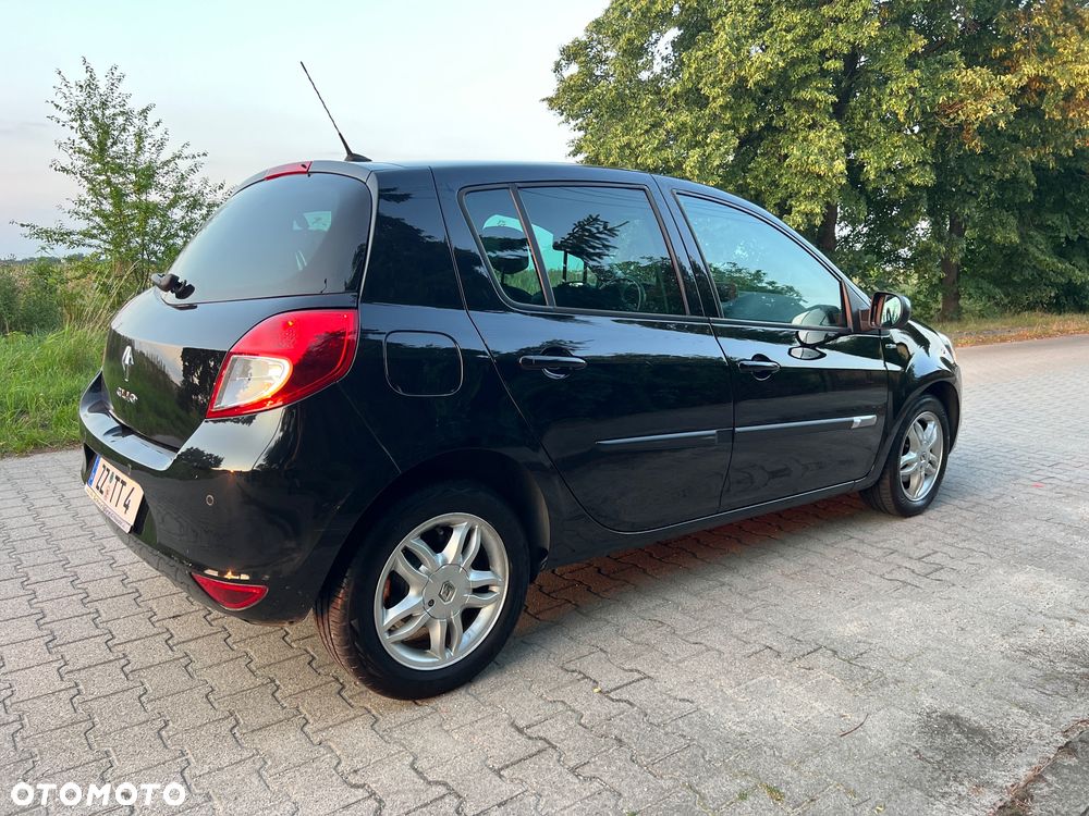 Renault Clio 1.6 16V Night&Day - 3